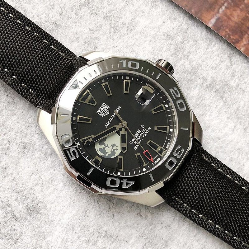 世界中で大人気♪タグホイヤー アクアレーサー コピー 直径 43MM WAY201J.FC6370人気